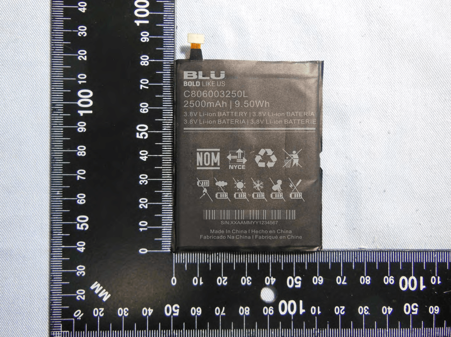 Mobile phone - FCC ID YHLBLUWINHDLTE - BLU Products, Inc. (2)
