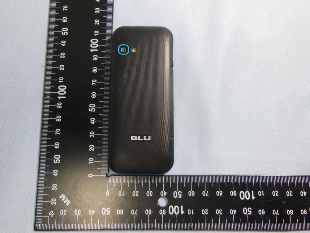 feature phones - FCC ID YHLBLUZ3 - BLU Products, Inc. (4)