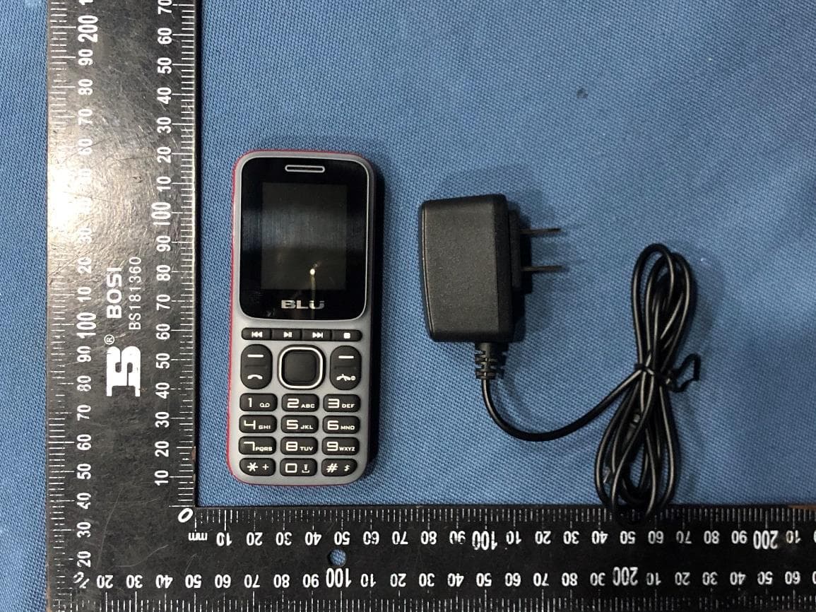 Mobile Phone - FCC ID YHLBLUZ4M253 - BLU Products, Inc. (3)