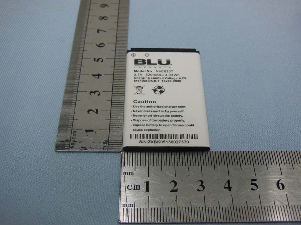 Quad-band /GPRS/ GSM Mobile Phone - FCC ID YHLBLUZOEY - BLU Products, Inc.