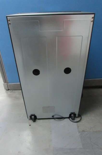 30 and 40 inch Electric Smoker with Bluetooth - FCC ID YHXESQ-3040C5 - Masterbuilt Manufacturing, LLC. (2)