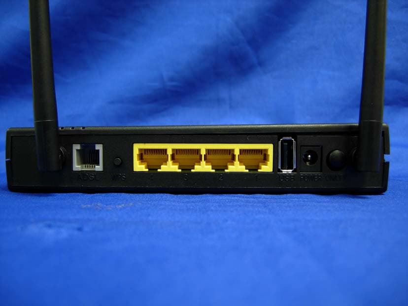 Wireless 802.11n 4 Ports ADSL2/2+ Router - FCC ID YHYPTI-8511N - Paradigm Technology, Inc. (4)