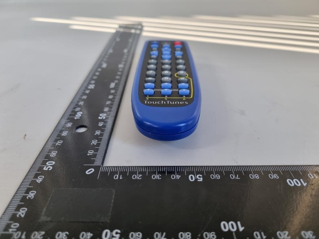 Remote Control Unit - FCC ID YI5SC33TT04 - Celadon, Inc. (5)