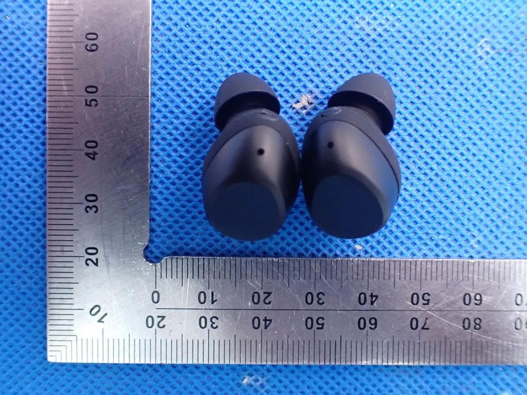 True Wireless Bluetooth Earbuds - FCC ID YILMH-807 - SHENZHEN CHENGYAN SCIENCE & TECHNOLOGY CO., LTD (3)