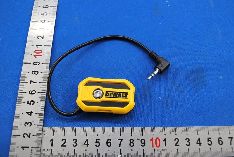 Bluetooth Radio Adaptor - FCC ID YJ7DCR002 - Stanley Black & Decker