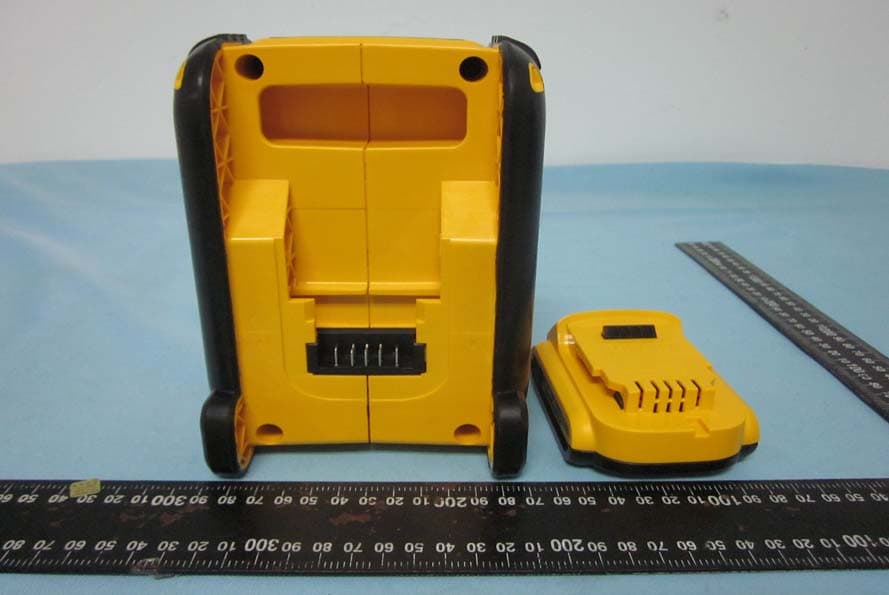 Bluetooth Speaker - FCC ID YJ7DCR006 - Stanley Black & Decker (5)