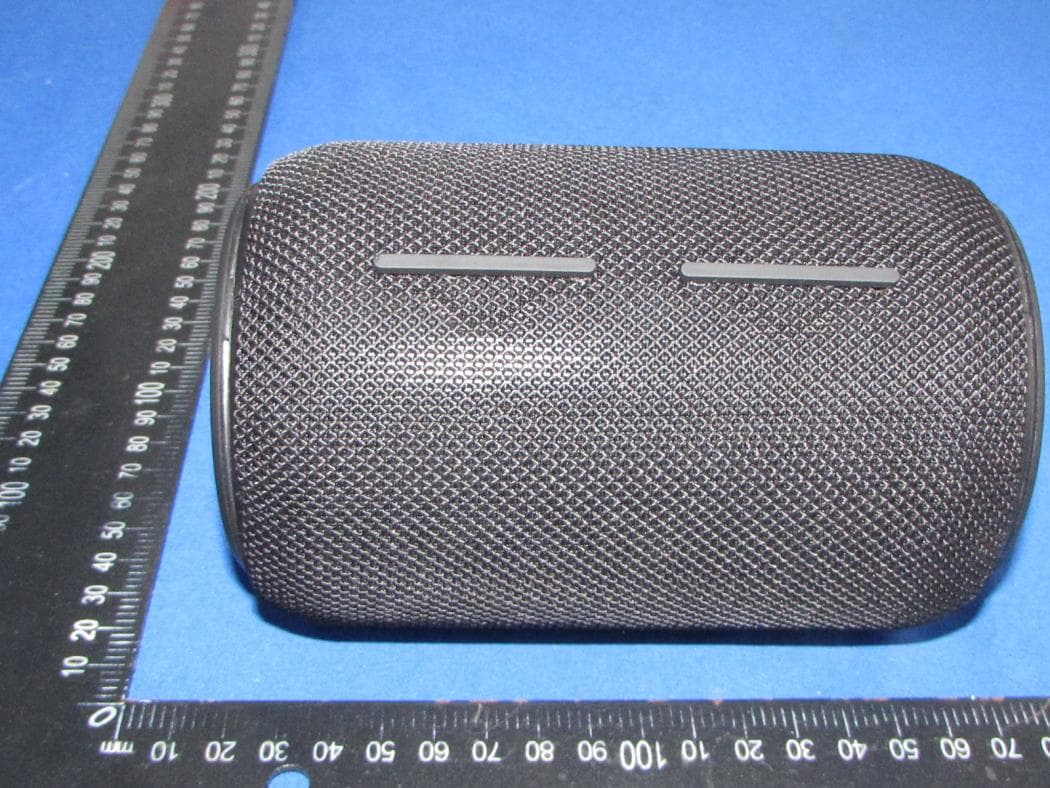 Portable Bluetooth Speaker - FCC ID YJW-00016 - Superior communications . (2)