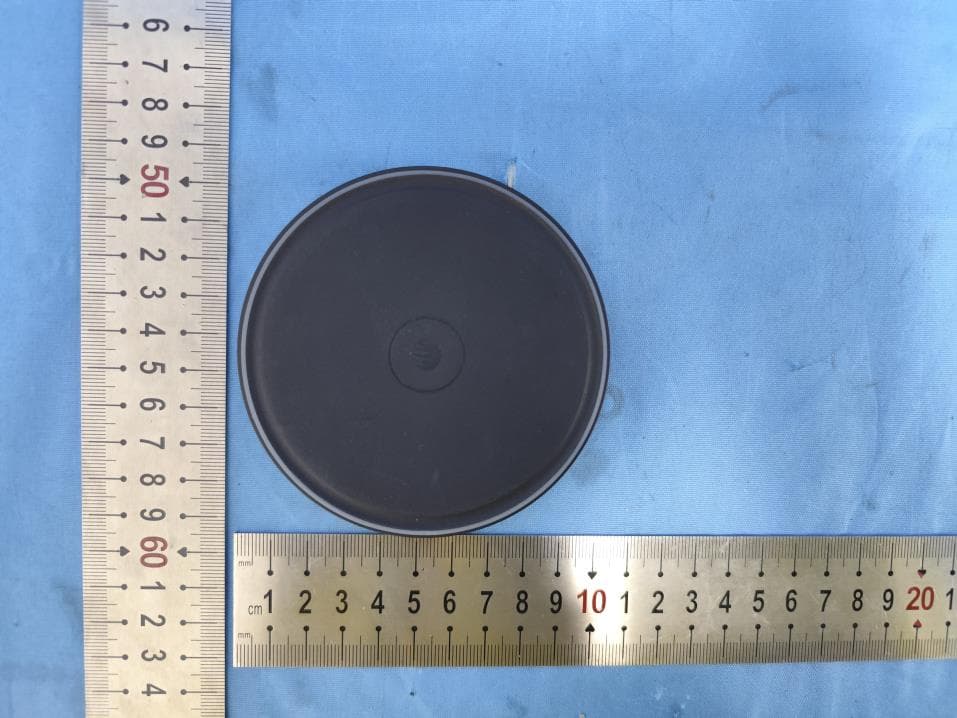 Premium Wireless Charger Black - FCC ID YJW-06679 - Superior communications . (2)