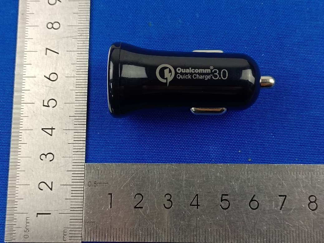 Magnetic Wireless Car Charger - FCC ID YJW-10470PG - Superior communications . (5)