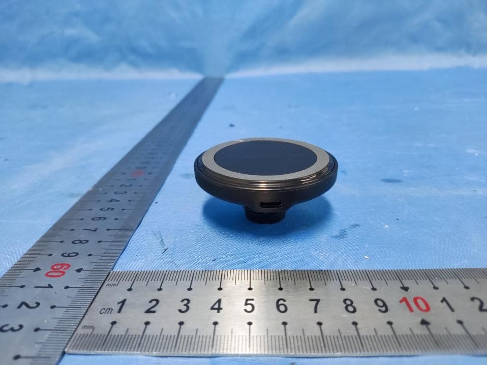 Qi2.0 Duo Wireless Charger - FCC ID YJW-11129PG - Superior communications . (3)