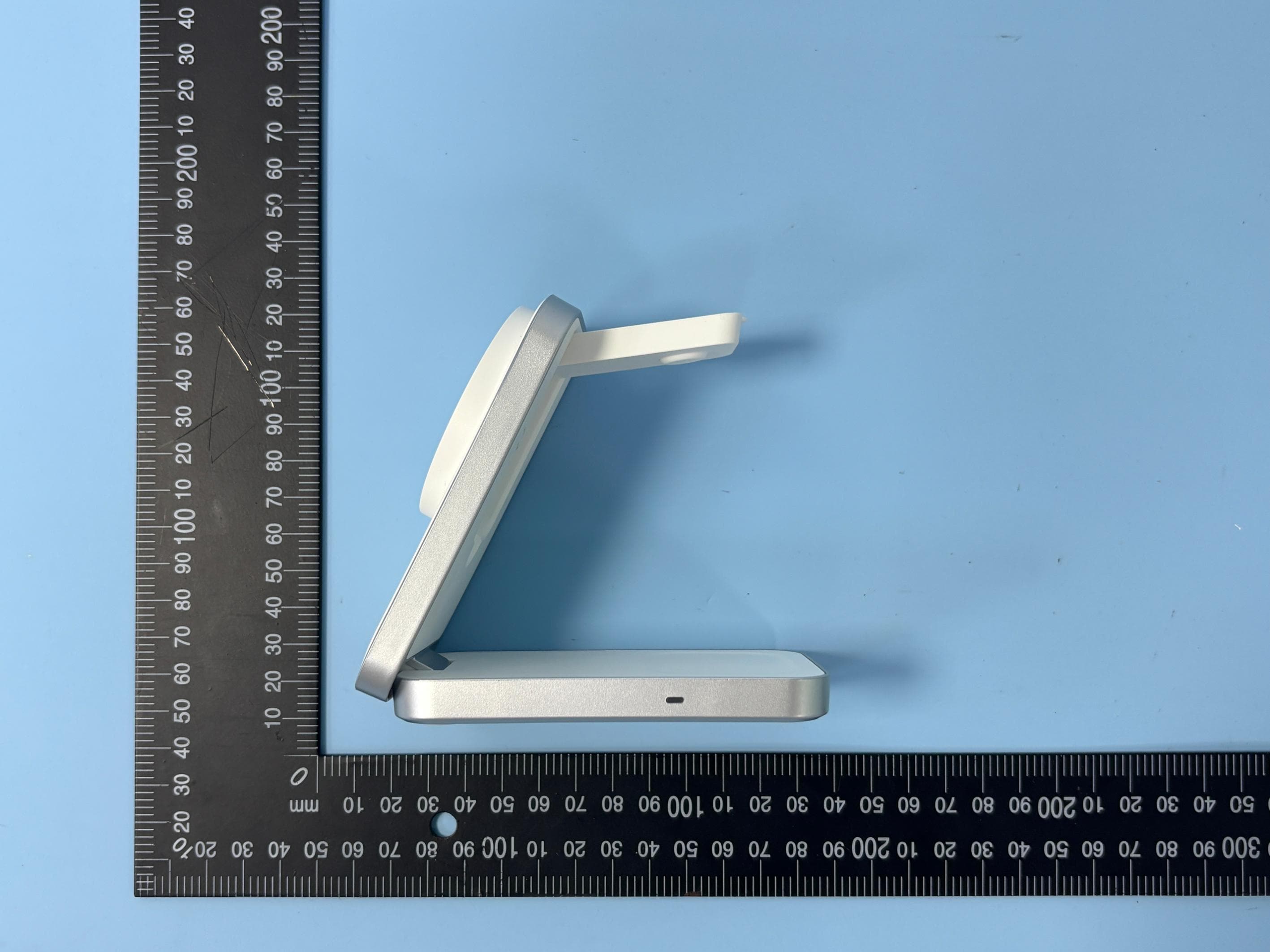 PureGear Universal Cradle Vent Mount - FCC ID YJW-12300PG - Superior communications . (2)