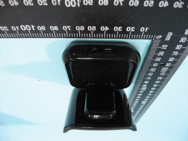 MyTouch Slide Bluetooth charging dock - FCC ID YJW03612 - Superior communications . (3)