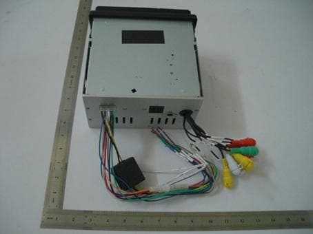 7" Wide Screen TFT LCD High-Definition Media Player Monitor - FCC ID YMKD72TSB - SAGA AUDIO EQUIPMENT CO., LTD. (3)