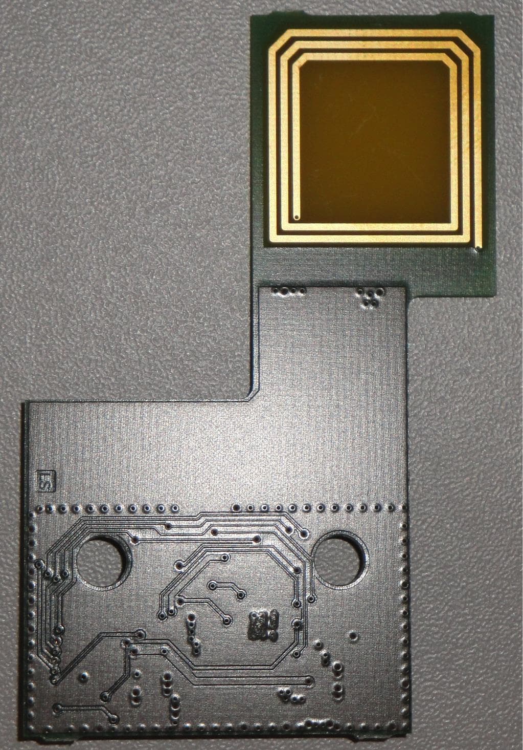 RFID Reader - FCC ID YMQ-8048000 - LRE Medical GmbH Esterline Corporation (2)