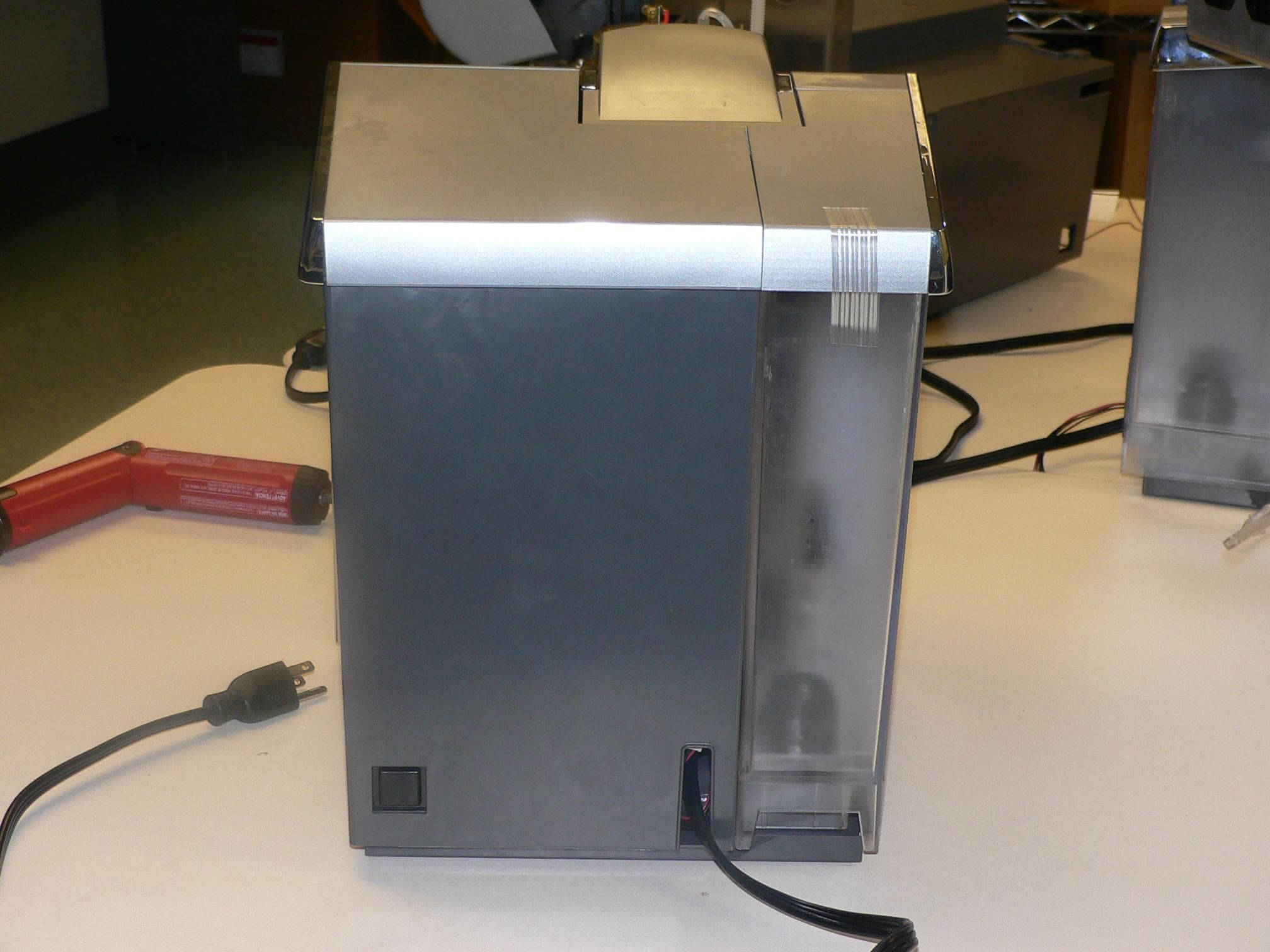 B81 - FCC ID YMSK5E3U8R7I4G481 - Keurig Inc (4)