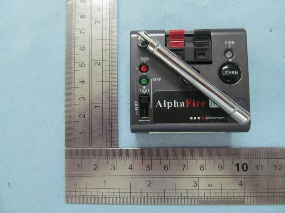 Receiver - FCC ID YMURF1M - RFRemotech Company