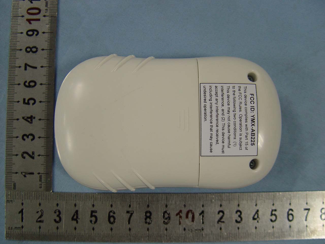Soft Spa Massaging Bath Pillow Remote Control - FCC ID YMX-AB225 - XIAMEN COMFORT SCIENCE & TECHNOLOGY GROUP CO., LTD