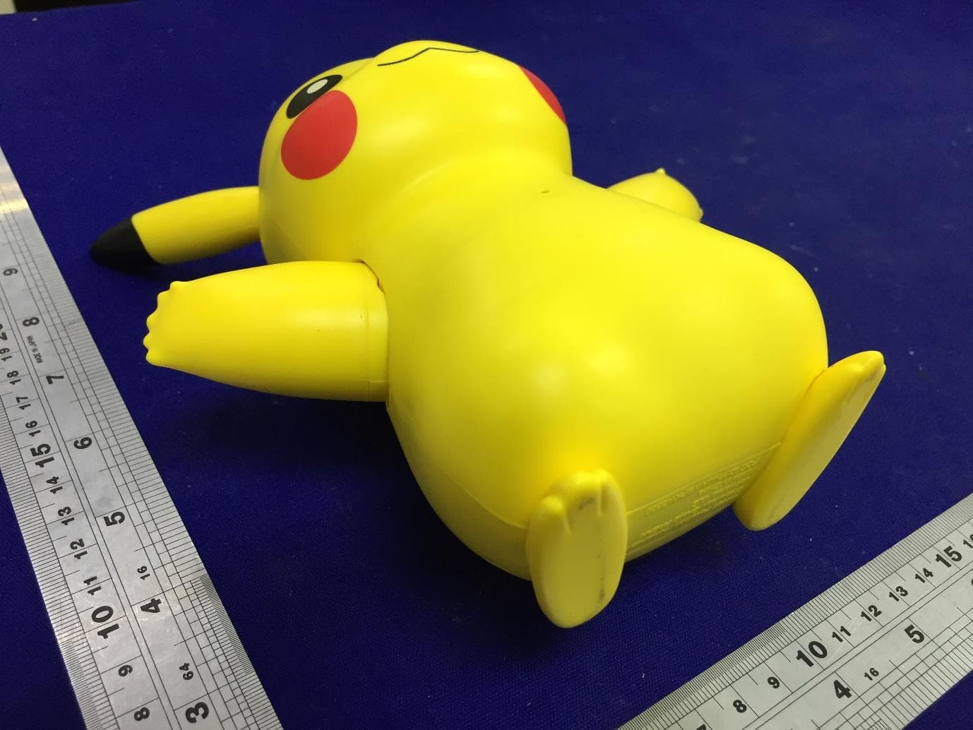 PKW3330-PKW - Deluxe Feature Figure (TBD Pikachu) - FCC ID YNIJAWSPKW3330 - Jazwares, LLC (3)