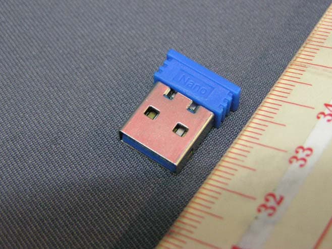 WWE electronics - Mouse (Dongle) - FCC ID YNIJAZWARES13595A - Jazwares, LLC (2)