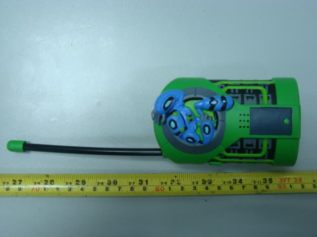 Ben 10 Walkie Talkie - FCC ID YNIJAZWARES36032 - Jazwares, LLC (5)