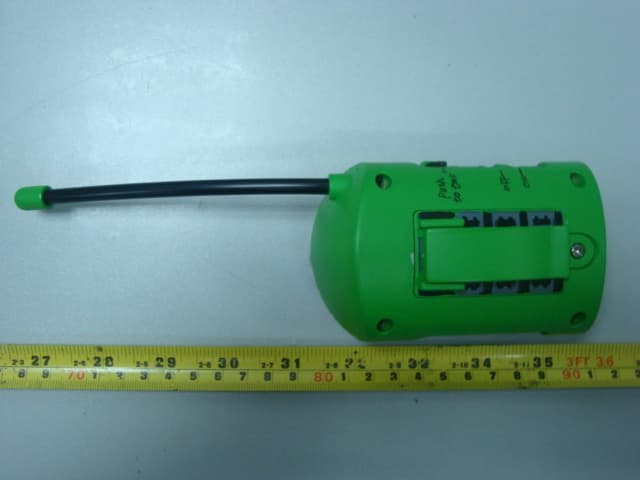Ben 10 Walkie Talkie - FCC ID YNIJAZWARES36032 - Jazwares, LLC (4)