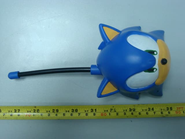 Sonic Walkie Talkie - FCC ID YNIJAZWARES65410 - Jazwares, LLC (2)