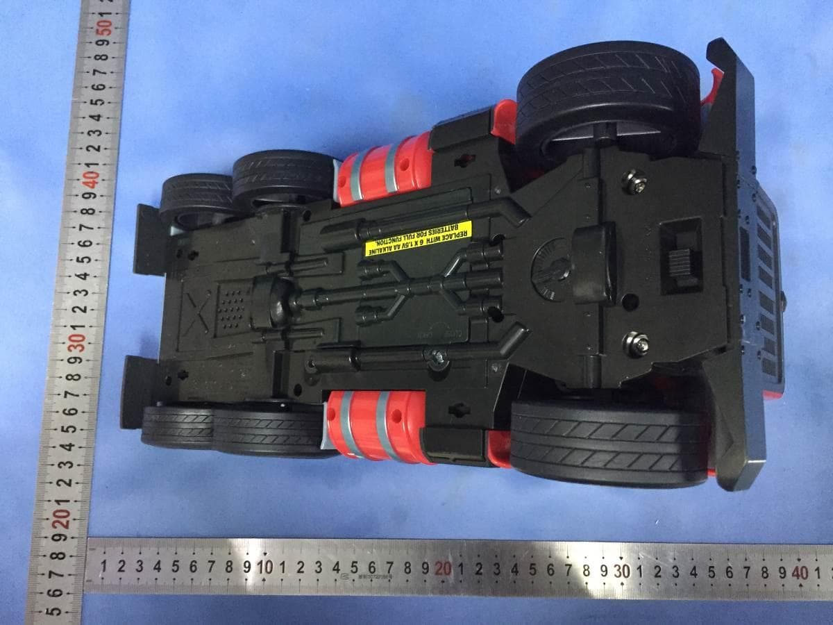 FNT0733 - FNT - Deluxe Feature Vehicle (RC Mudflap) - FCC ID YNIJAZWARES733 - Jazwares, LLC (2)