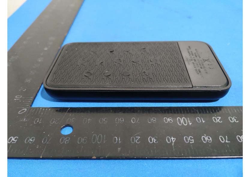 BUBBLE BANG WIRELESS Power Bank 5000 mAh - FCC ID YOAXP61067 - Xoopar Limited (2)