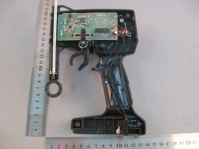 RC Vehicles - FCC ID YOX0910009927M - GROOVY TOYS LLC. (3)