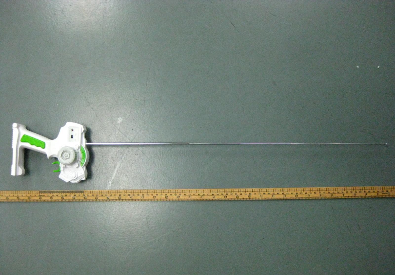 Radio Control Kart Yoshi - FCC ID YPS-GM98323919 - GOLDIE MARKETING PTY. LTD. (3)