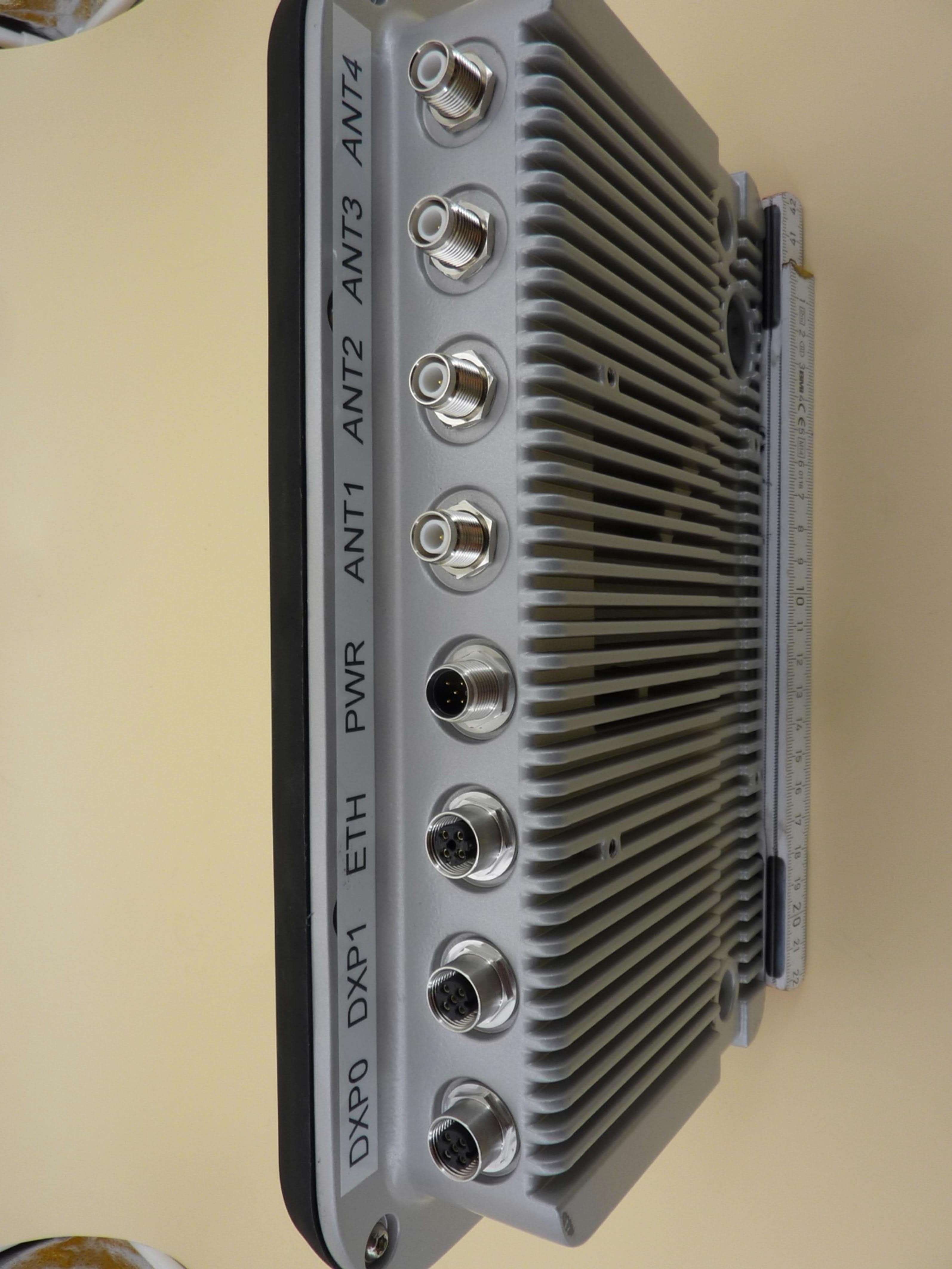 UHF read / write device - FCC ID YQ7-TN-UHF-Q300 - Hans Turck GmbH & Co. KG