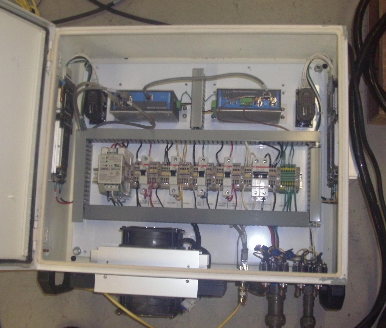 AIMS FAST SCAN RADAR SYSTEM (AIMSFS-05X) - FCC ID YR6-AIMSFS-05X - DETECTION MONITORING TECHNOLOGIES, LLC (dba DMT, LLC)