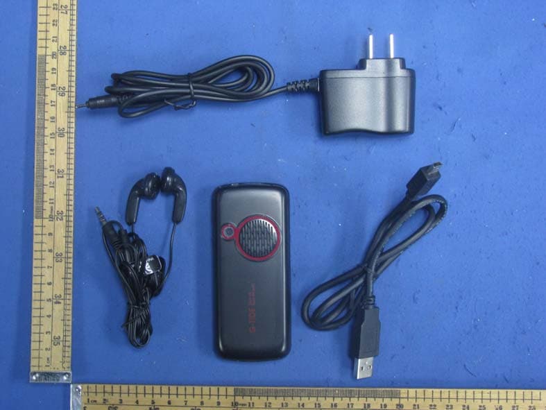 Mobile Phone - FCC ID YROG222 - Z.T.S. International Industrial Co., Ltd (3)