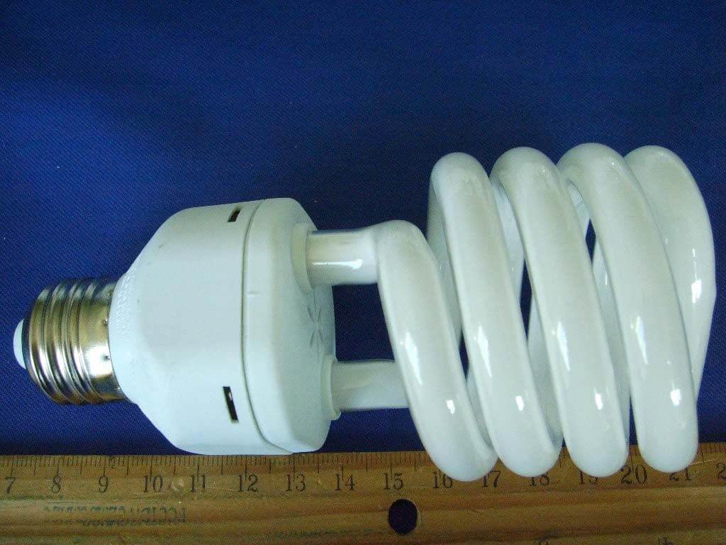 CFL - FCC ID YRPMIDUEMBASE - Golo Chang Company Limited (5)