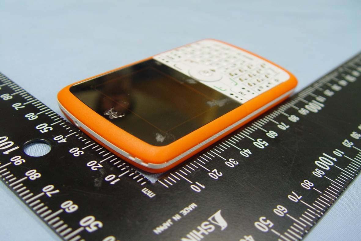 2G MOBILE PHONE - FCC ID YSV-1X0L9Y1C3 - XingLiYangChen Technology co. Ltd (2)