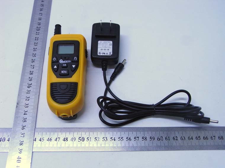 Walkie Talkie - FCC ID YT9-7910A - Aervoe Industries, Inc. (1)