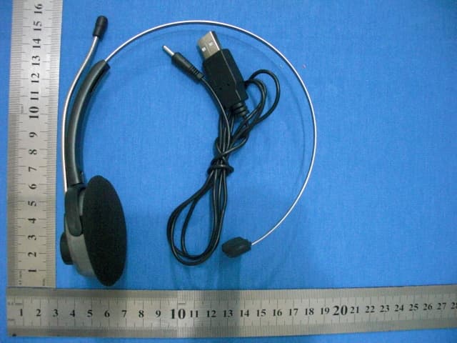 Bluetooth Headset - FCC ID YTCBMH005 - Dart Cheng Communication Co., Ltd.