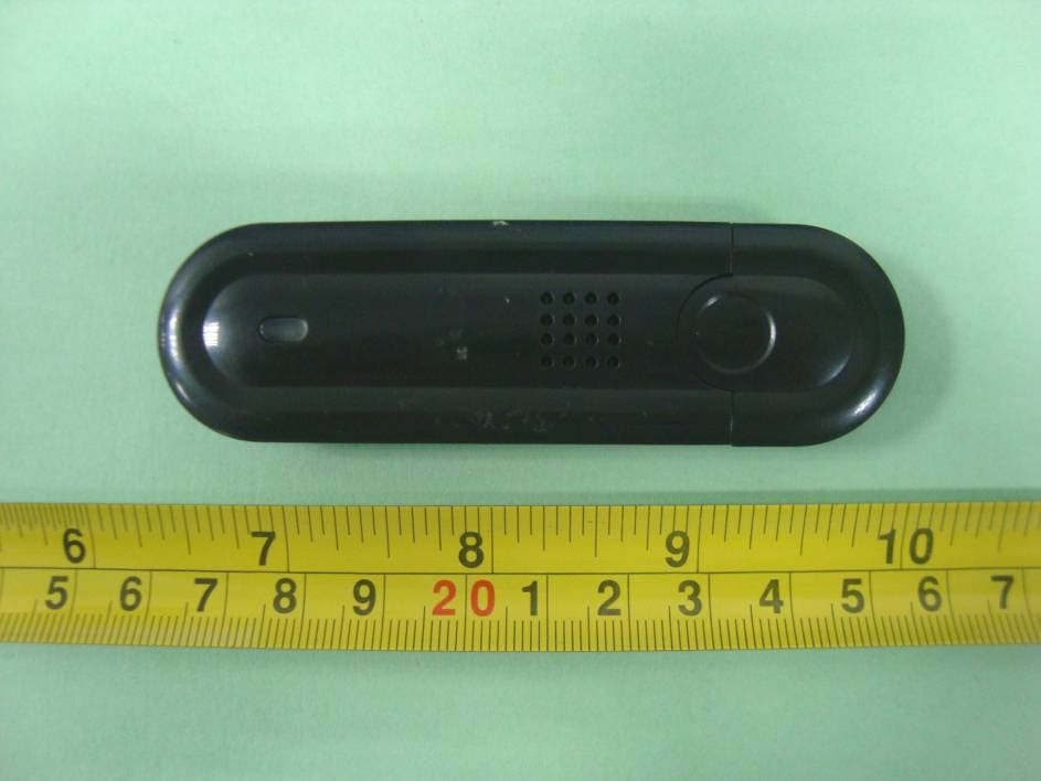 IEEE 802.11b/g WLAN USB Dongle - FCC ID YVK-802GAUVC - QVS Marketing Inc