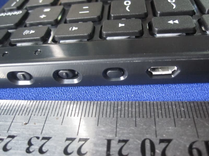 ZAGGkeys FLEX - FCC ID YW2-FOLZKFLEX - Wagons Digital Co., Ltd. (3)