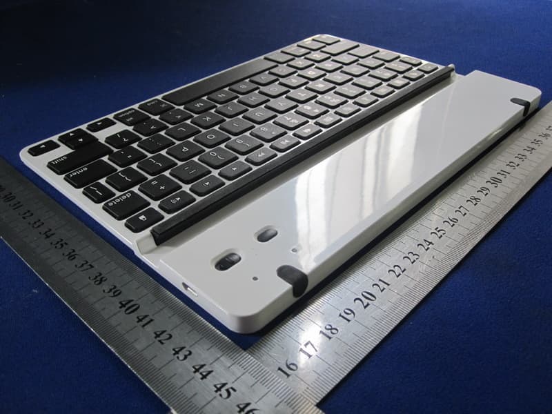 ZAGGfolio with Keyboard - FCC ID YW2-LEACSIPAD - Wagons Digital Co., Ltd.