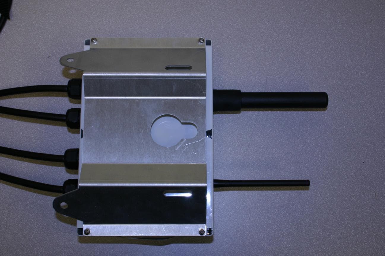 Voltage and Current Measurement Clamp for PMT and LPT Transformers - FCC ID YWLLWLV140002 - QinetiQ North America, Inc. (2)