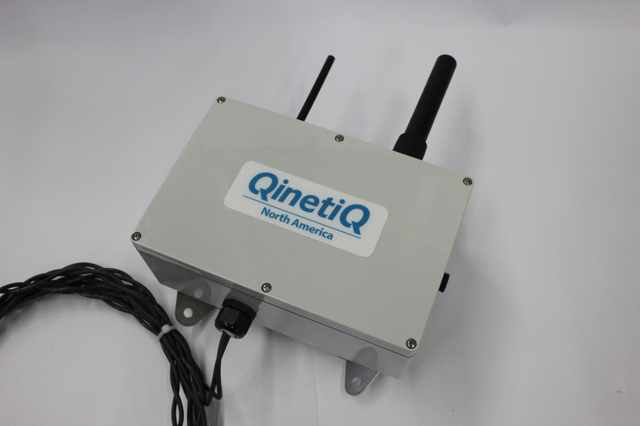 Collects voltage and current readings from MVSS sensors - FCC ID YWLLWMV140002 - QinetiQ North America, Inc.