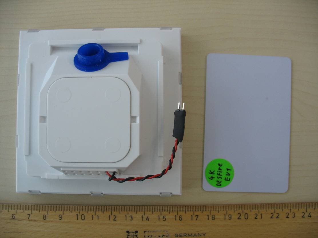 Access control system - FCC ID YYRMXKP01 - MOBOTIX AG (2)
