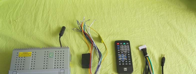 In-dash multimedia - FCC ID YZG-SDAFD - Shenzhen Autone-Tronic Technology Co., Ltd. (4)
