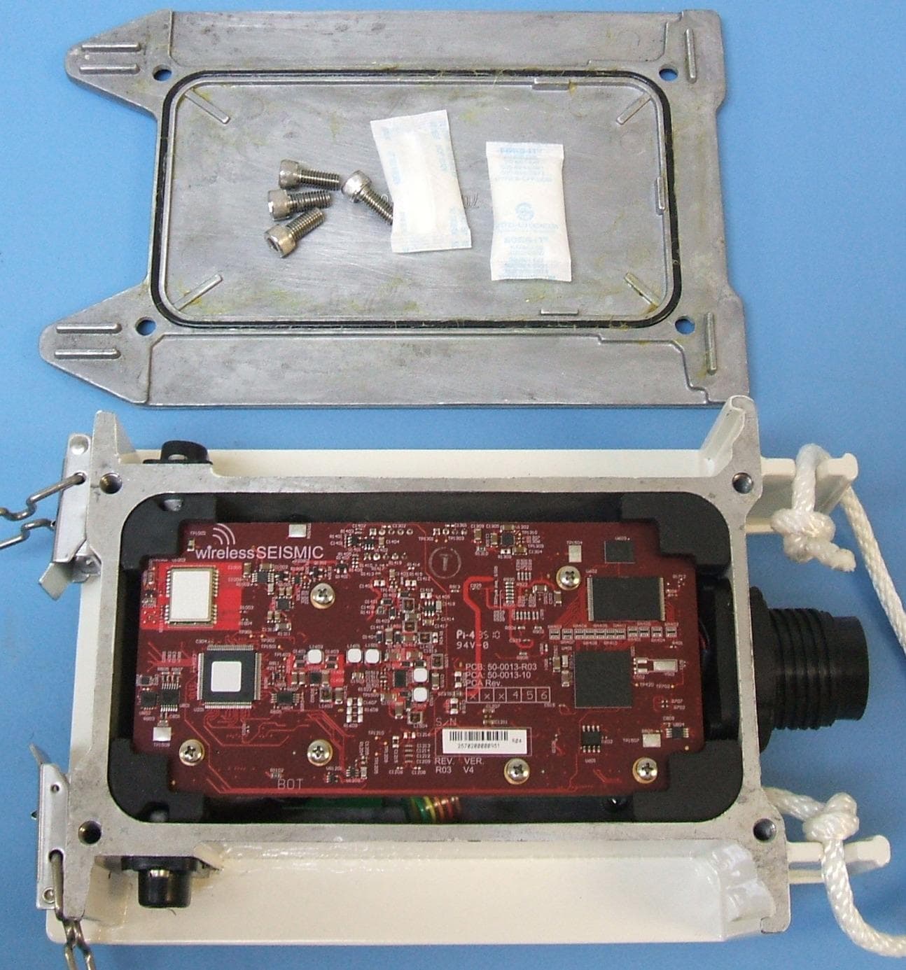Wireless Remote Unit - FCC ID YZO-00102 - Wireless Seismic, Inc.