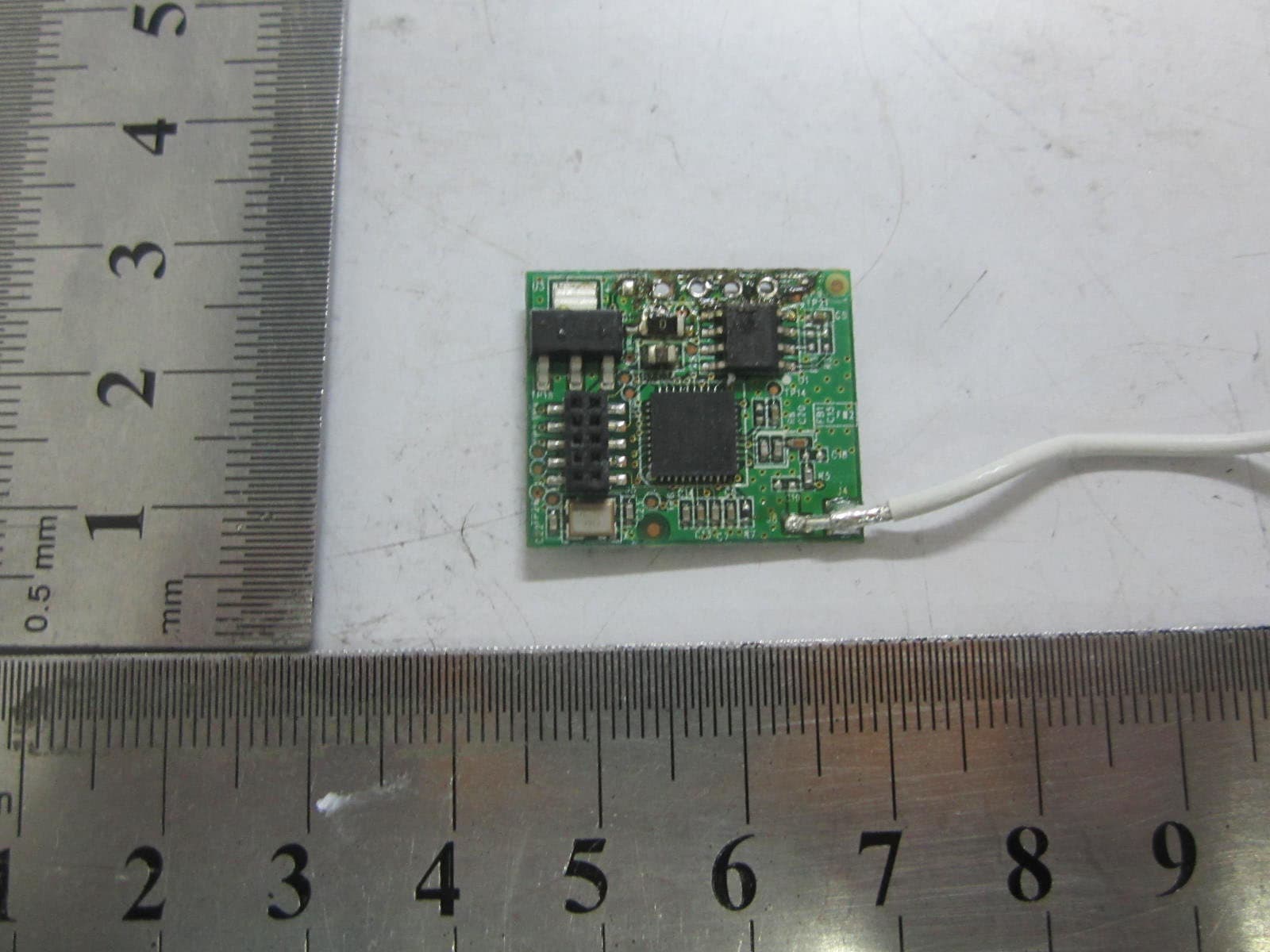 Self-Ballasted LED-lamps - FCC ID Z3M-GLA19147IAJNW - Greenwave Reality Inc.  d/b/a Greenwave Systems (5)