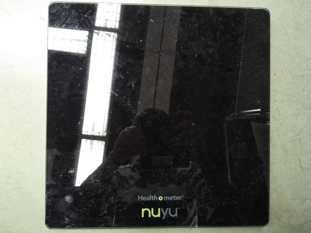 Healthometer nuyu Wireless Scale - FCC ID Z4D-HNY200 - Sunbeam Products, Inc. d/b/a Jarden Consumer Solutions
