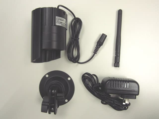 2.4GHz Wireless Camera - FCC ID Z5CSUSC1-122011 - Supra Foto Elektronik Vertriebs GmbH (5)
