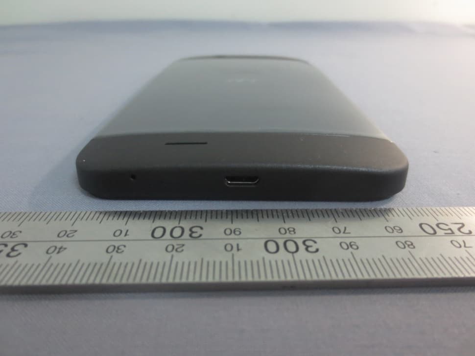 Smart phone - FCC ID Z5JREACH-Q887R - REACH Tech (Xiamen) Co., Ltd. (2)