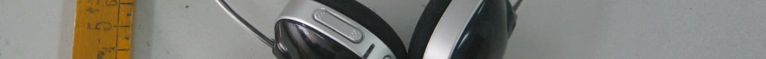 Bluetooth Wireless Stereo Headset - FCC ID Z5YHS-BT01 - Compupal Group Corporation (4)